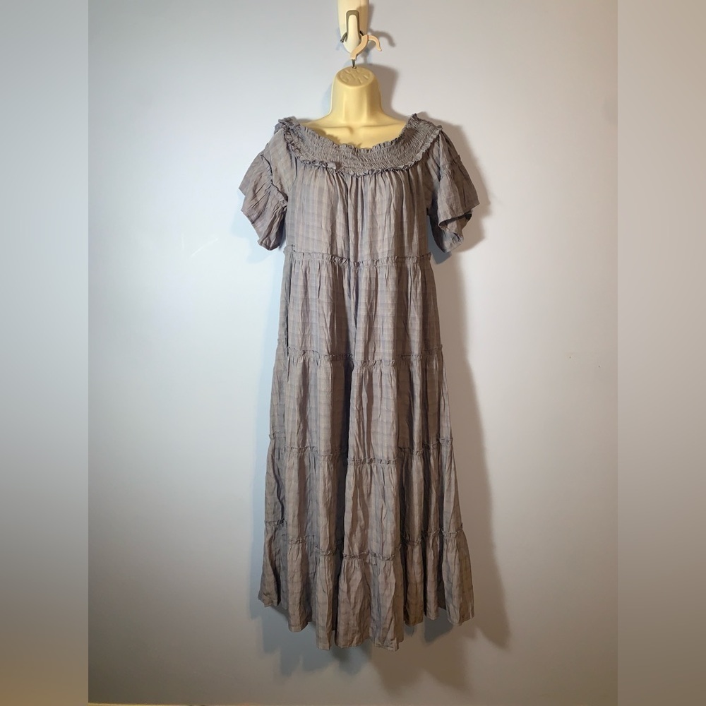 Entro Gray blue tiered Women's maxi Dress short sleeve flowy size large smocked